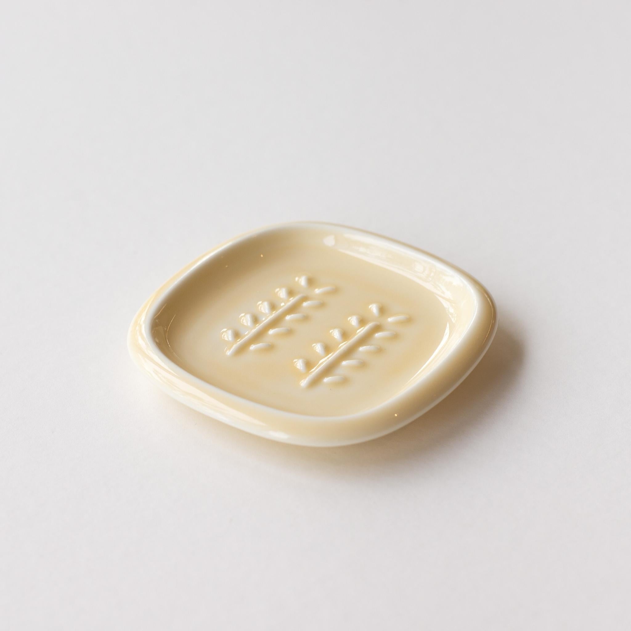 日本深山miyama小葉瓷皂盤(方型/鵝黃/日本製)